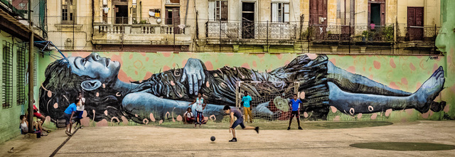 Dan Burkholder, School Children Playing in Front of Mural, Havana