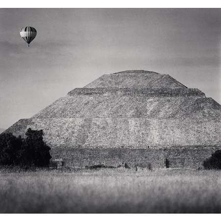 Balloon and Pyramid of the Sun, Teotihuacan, Mexico
